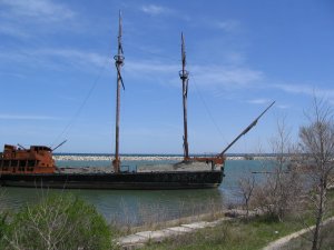 Old ship (side)